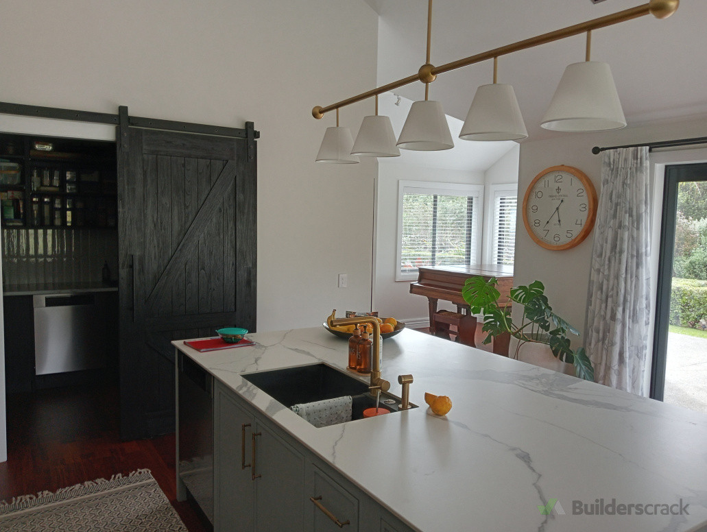 New kitchen, lights and butlers pantry