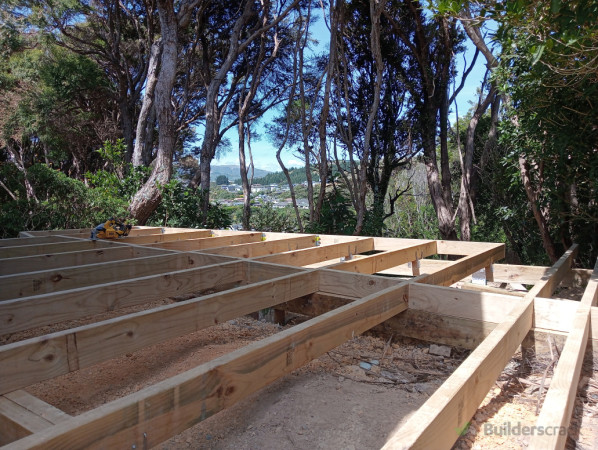 Upper deck framing