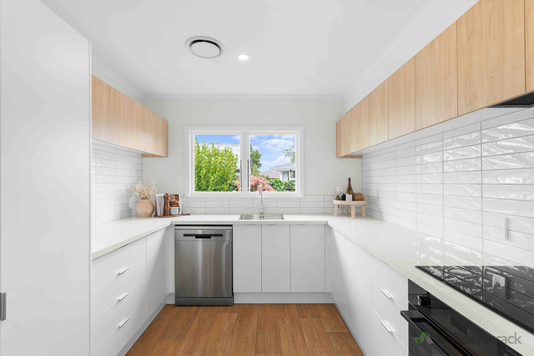 New Kitchen and Fittings