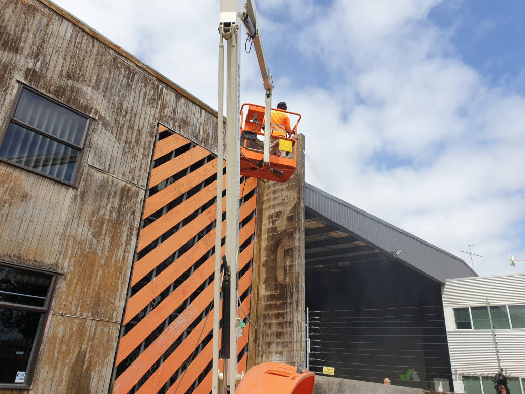 Otahuhu  commercial  building  painting