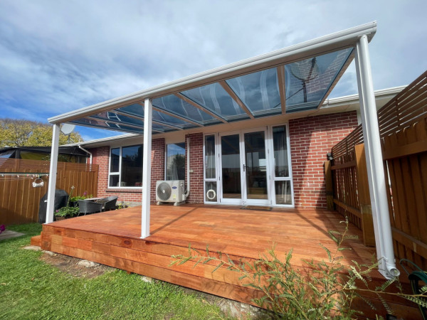 Deck & 3mm Laze Pergola - Shade Master