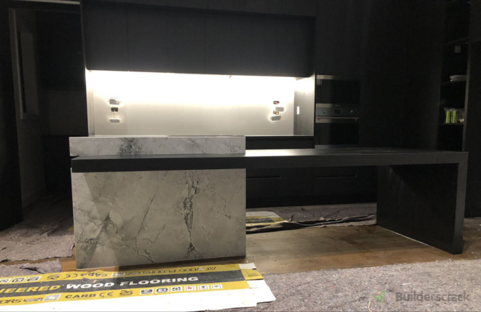 CDK Superwhite Natural stone island