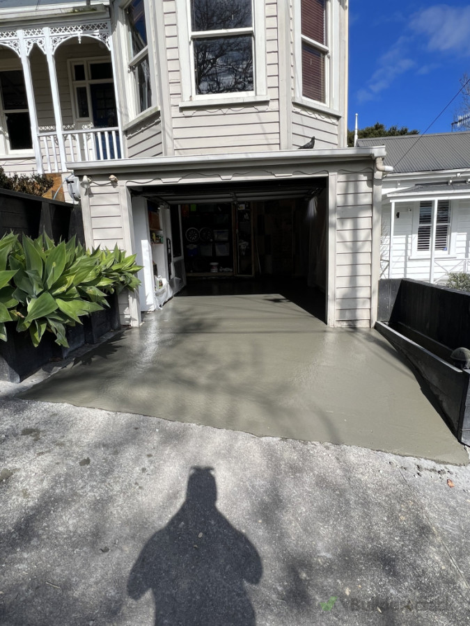 Driveways & concrete