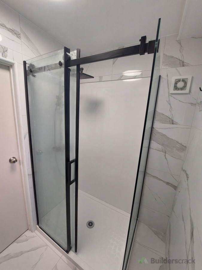 Liner and tray shower kits