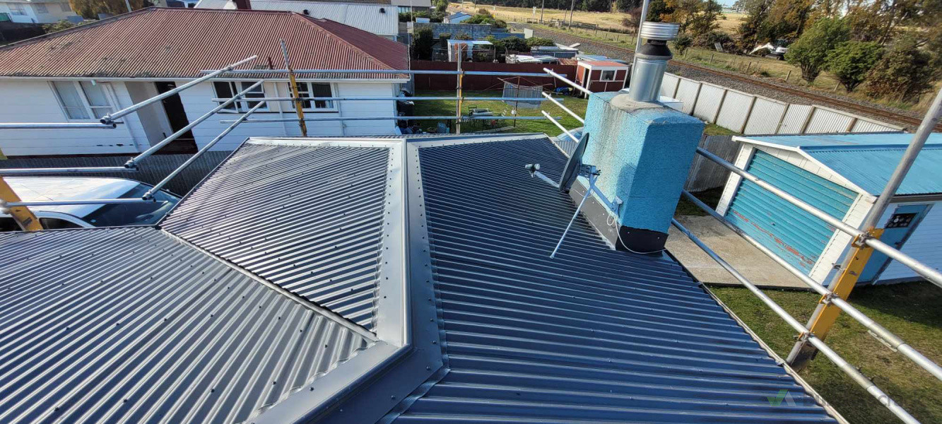 Roof 2