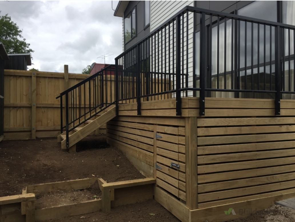 Deck , stairs and aluminium balustrade , baseboard with access hatch