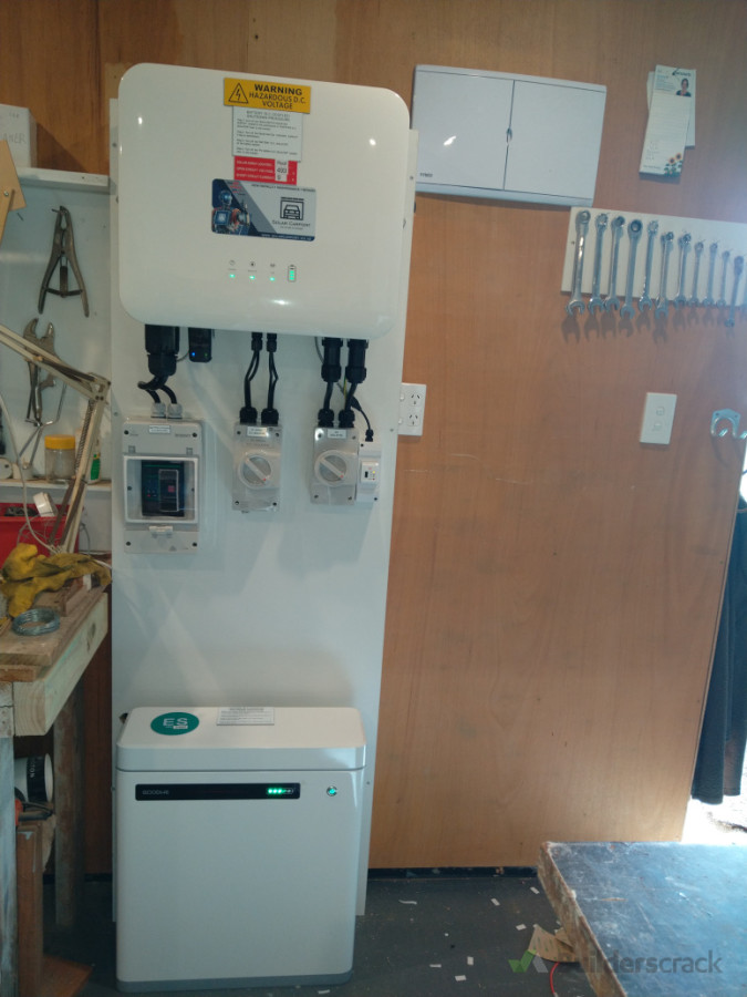 6kW Inverter and Battery installation