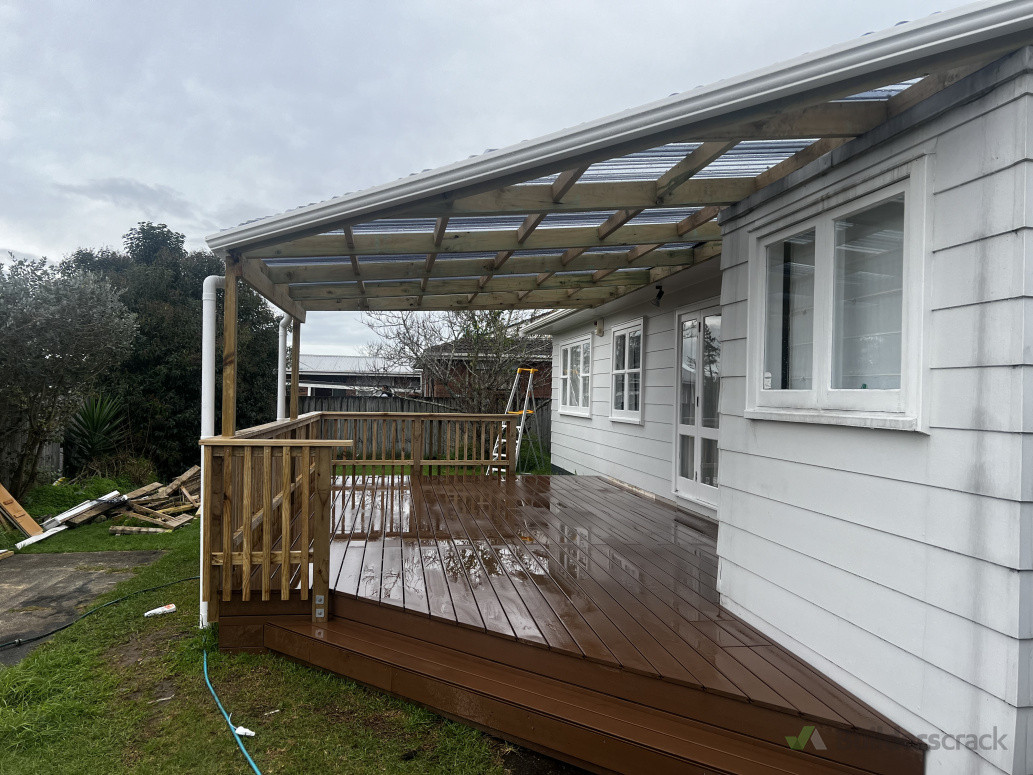Another view of the composite deck and pergola