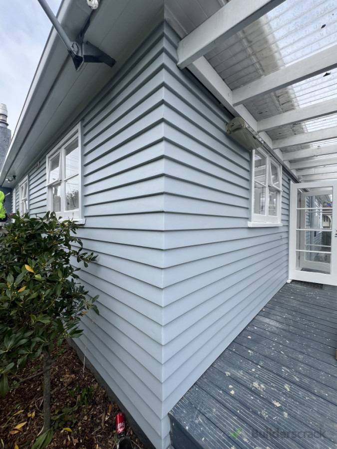 Upper Hutt (Corners) - she’s a beauty