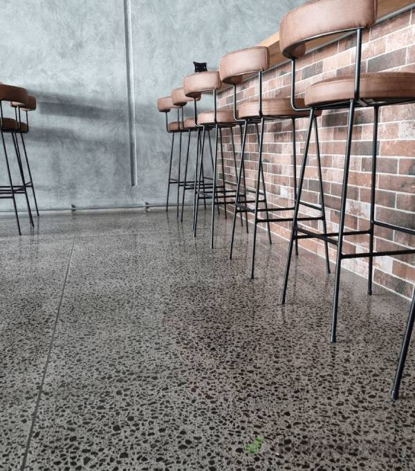 Restaurant full stone exposure polished concrete floor