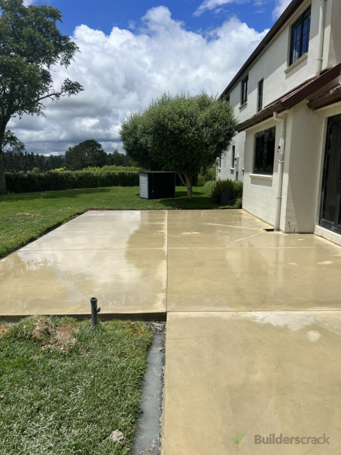 Sahara oxide patio
