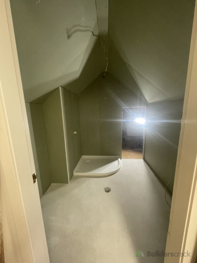 Jibbing of bathroom loft