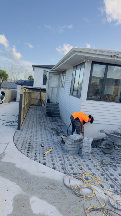 Grass pavers in driveway extension