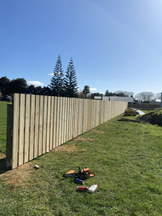 64m of fencing, start to finish in 2 days