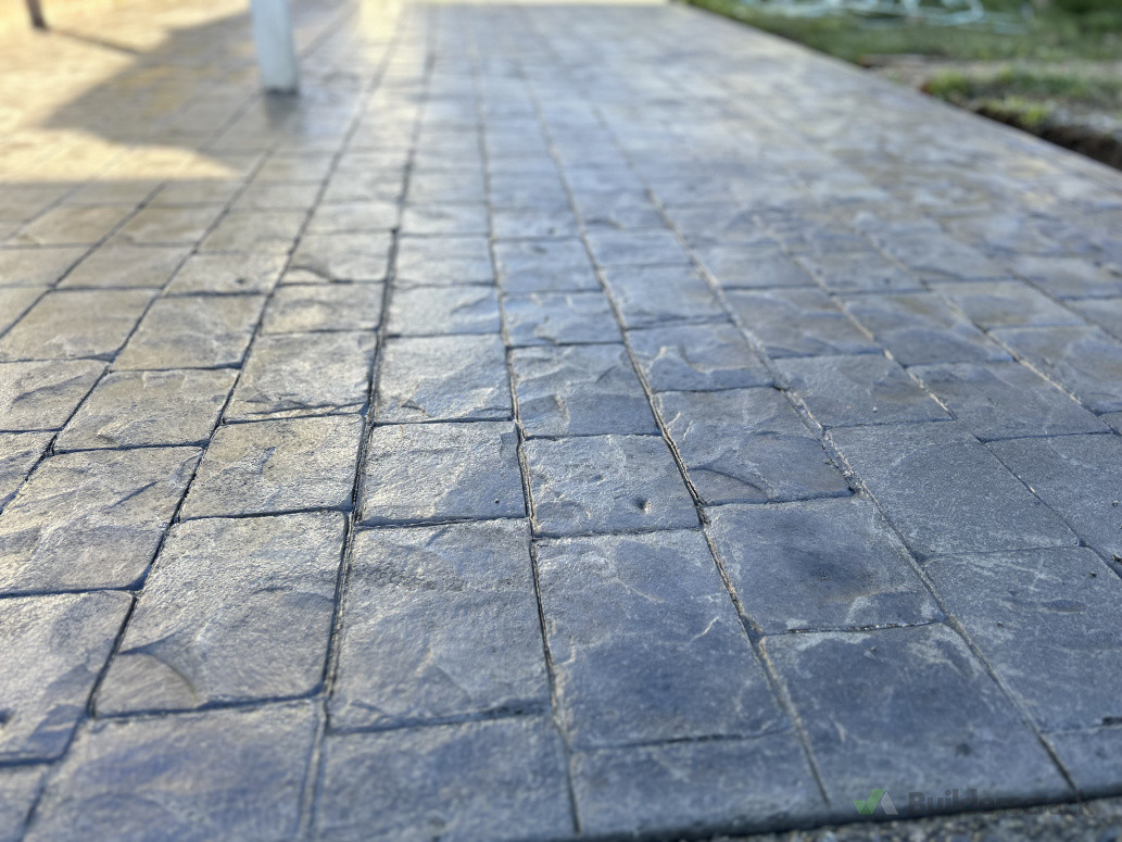 Cobble stone stamped concrete