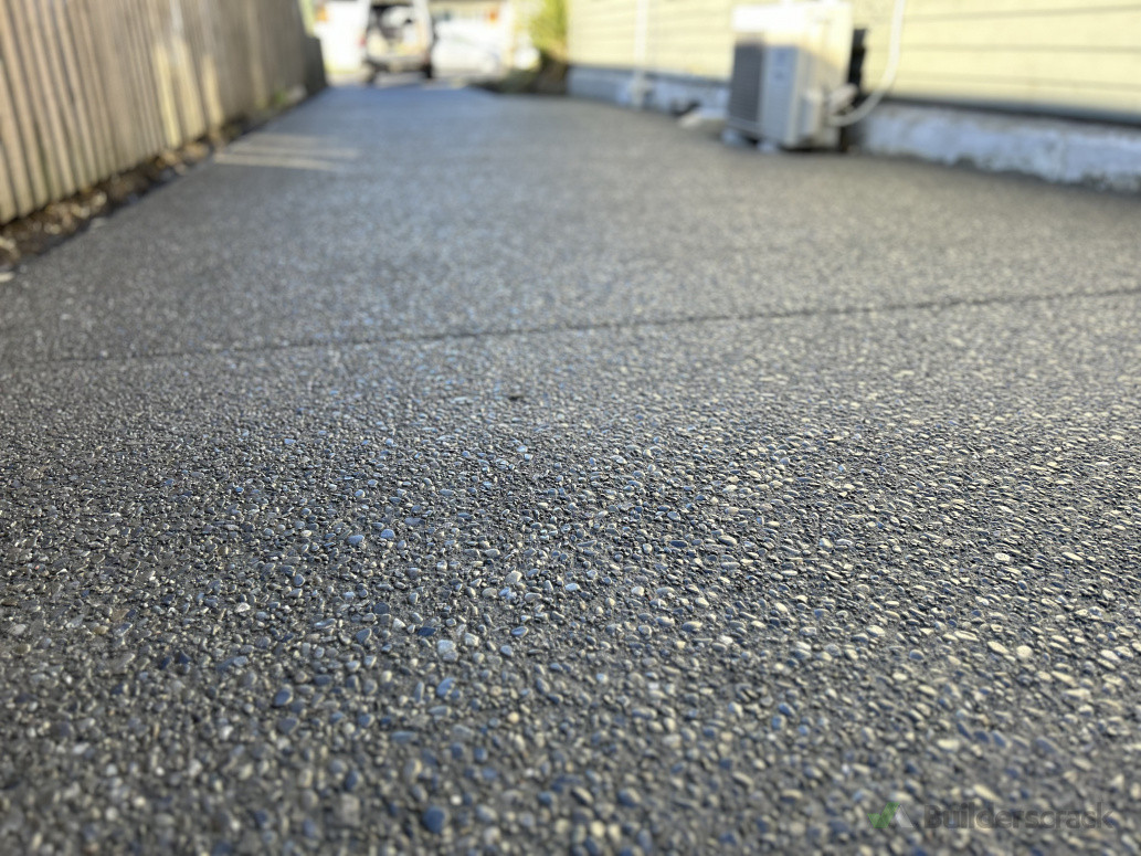 Exposed aggregate concrete