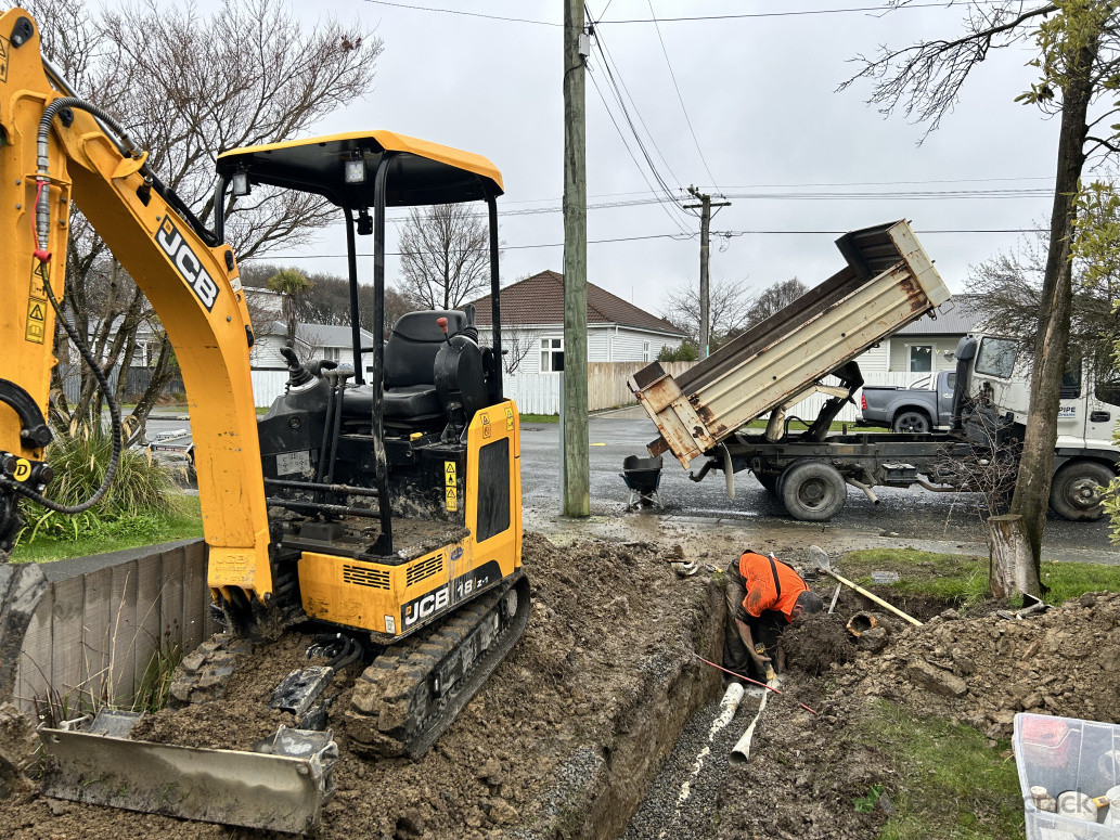 Laying drains in the wet old winter!