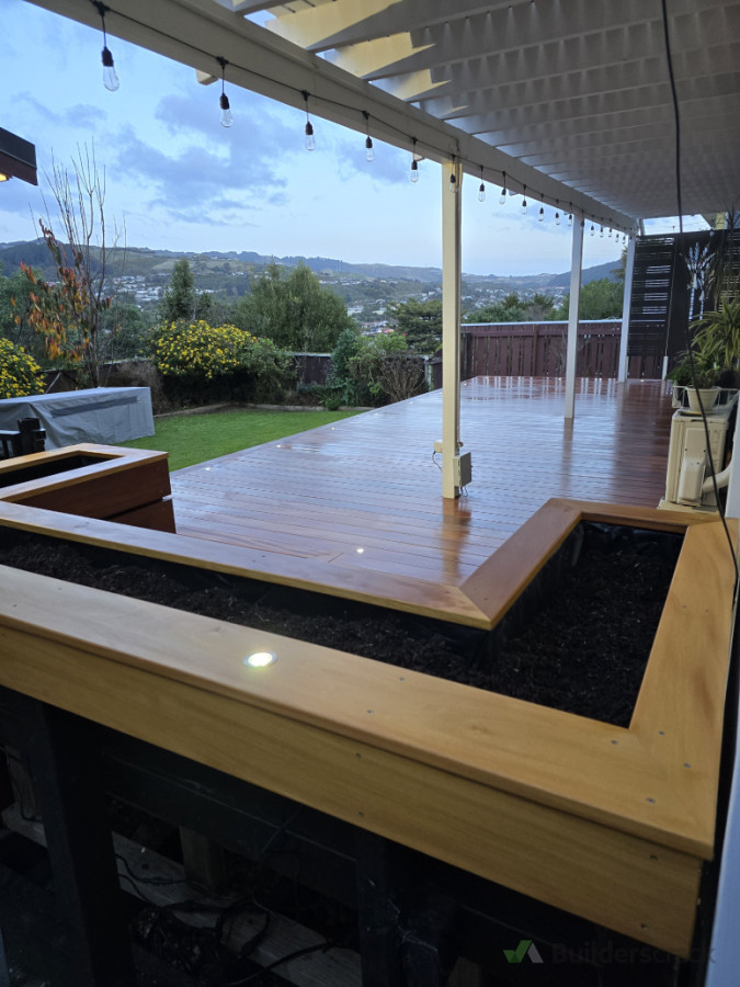 Beautiful new garapa deck with inbuilt LED deck lights