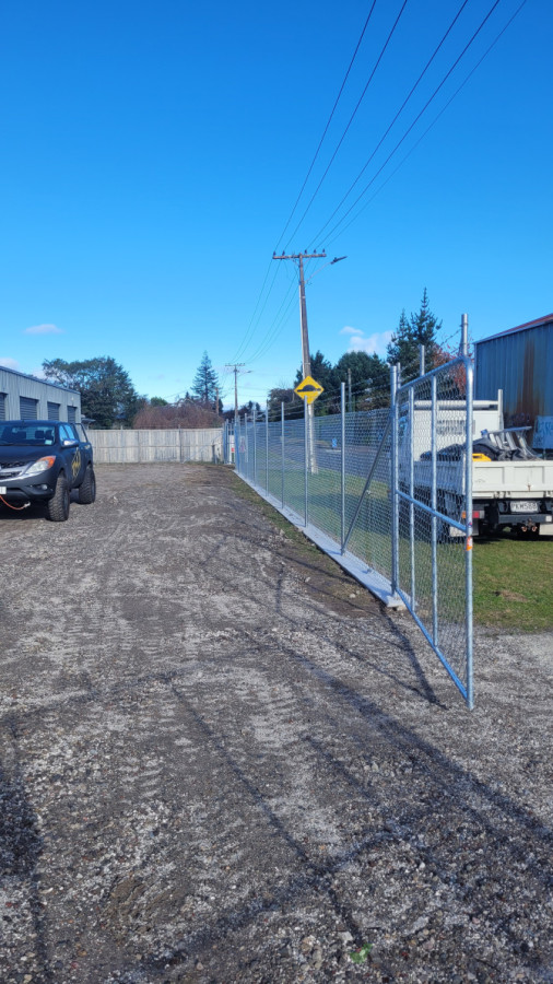 Security fence/ gates