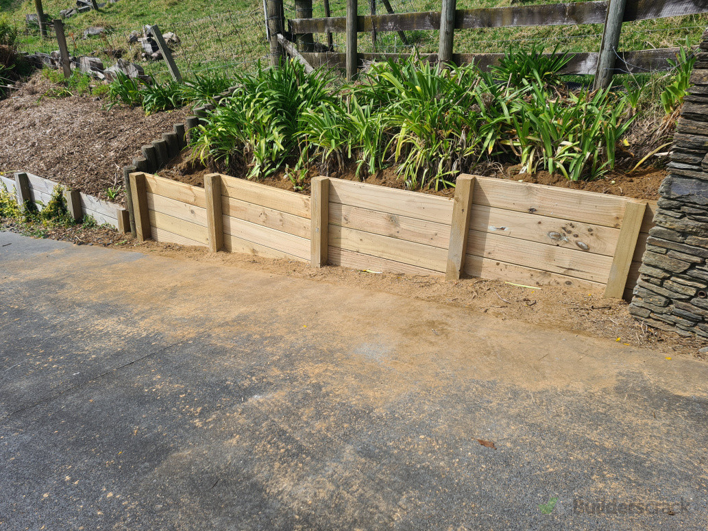 Retaining walls