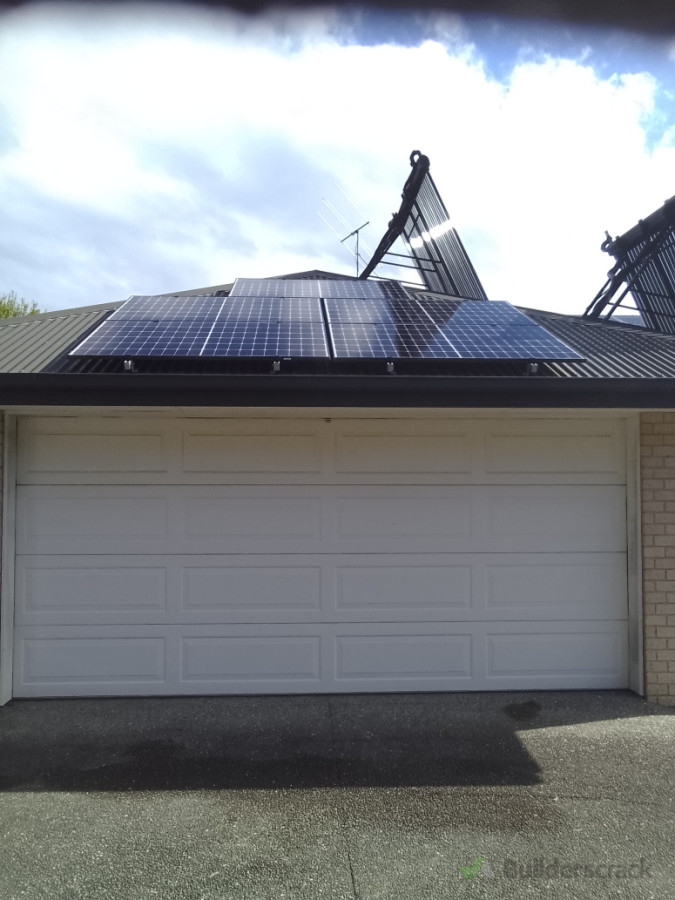 Pollen free solar panels