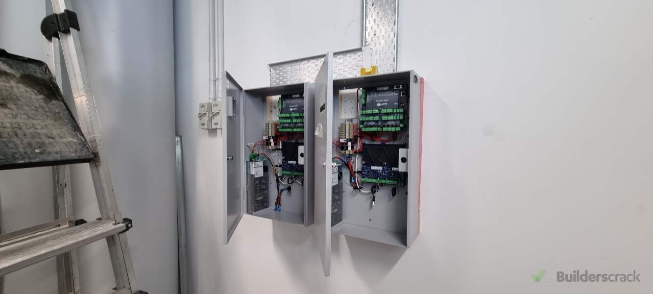 Gallagher Panel wiring for Building Access Control