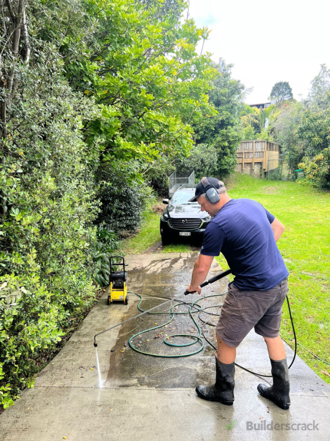 Water Blasting Steep Concrete Drive