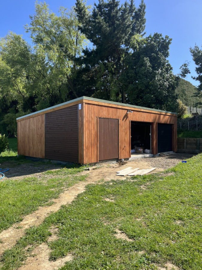 9x6 poll shed, larch ship lap cladding