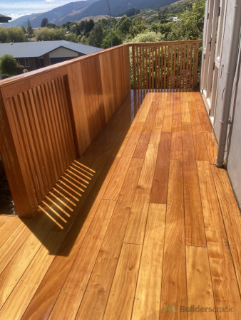 Garapa deck and balustrade