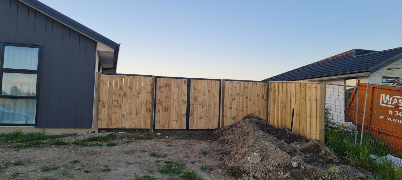 Swing gate and fence