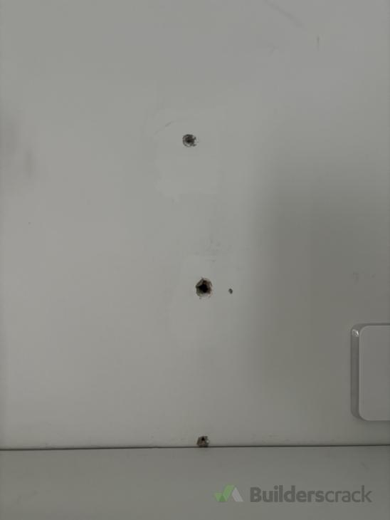 Fill, Sand and Paint Touch Ups ( 1028991) Builderscrack