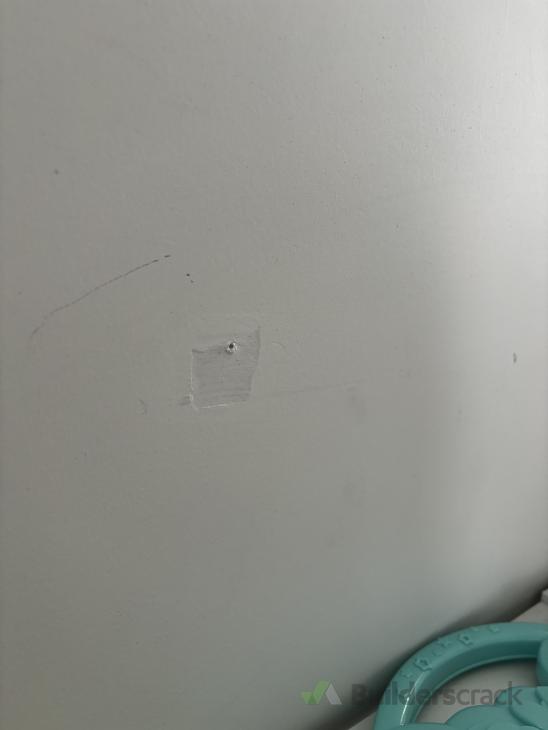 Fill, Sand and Paint Touch Ups ( 1028991) Builderscrack