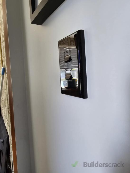 Hei Hei Upgrading old wiring + new electrical outlet and light