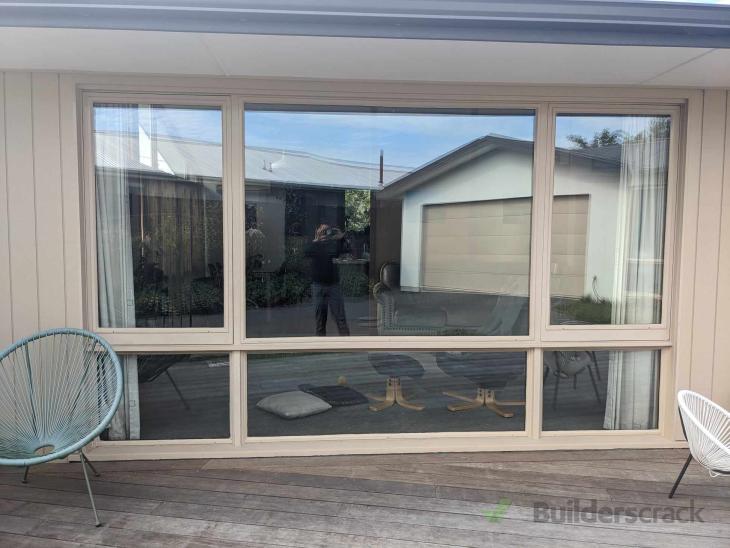 Small painting job ( 1029356) Builderscrack