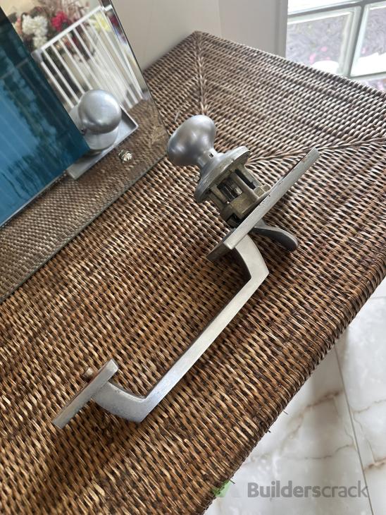 Several small handyman jobs ( 1029612) Builderscrack