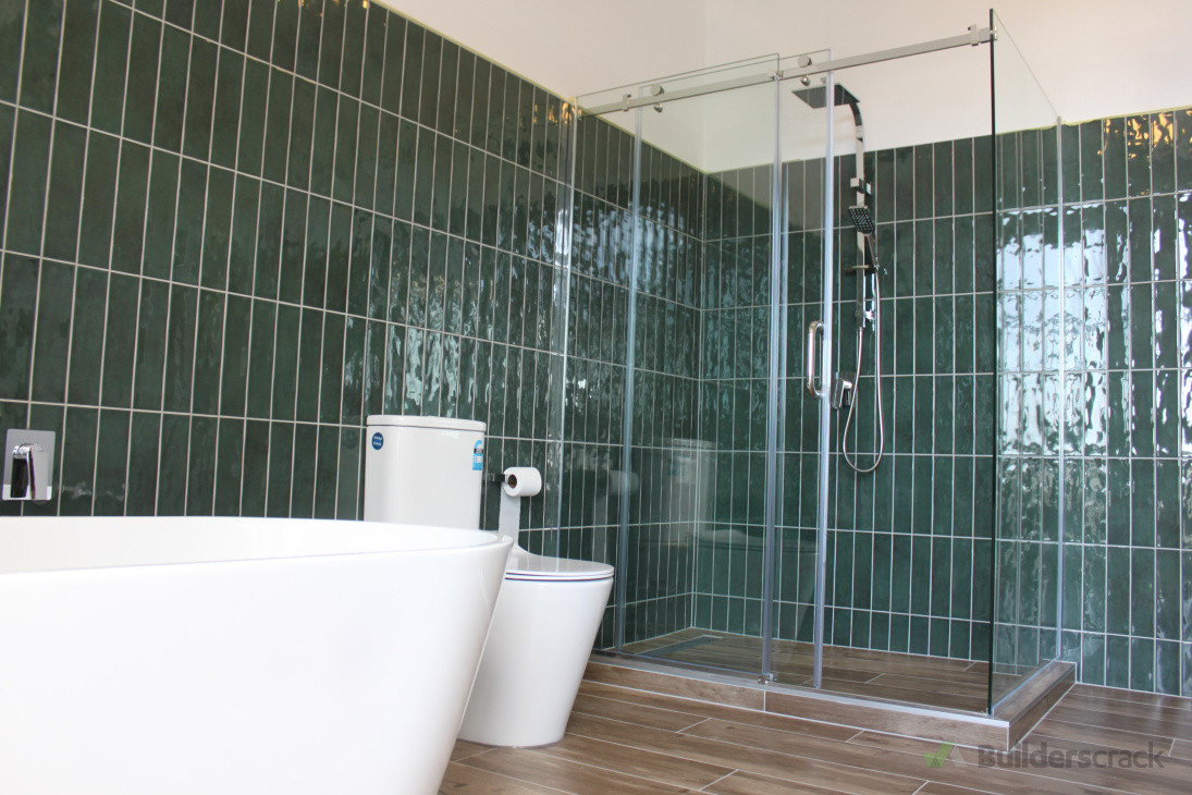 New tiles, new life! A simple renovation that makes a big impact. 🛠️🧼