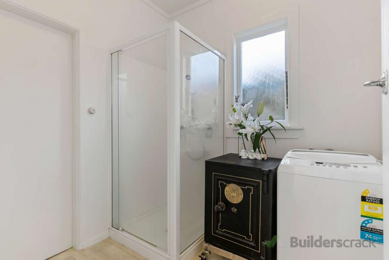 Bathroom Renovation ( 1030709) Builderscrack