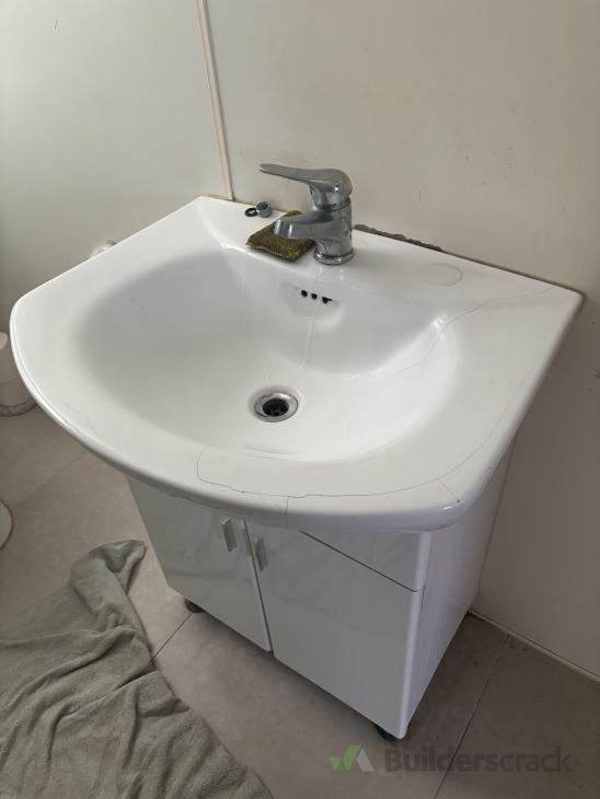 Tap and vanity top replacement ( 1031027) Builderscrack