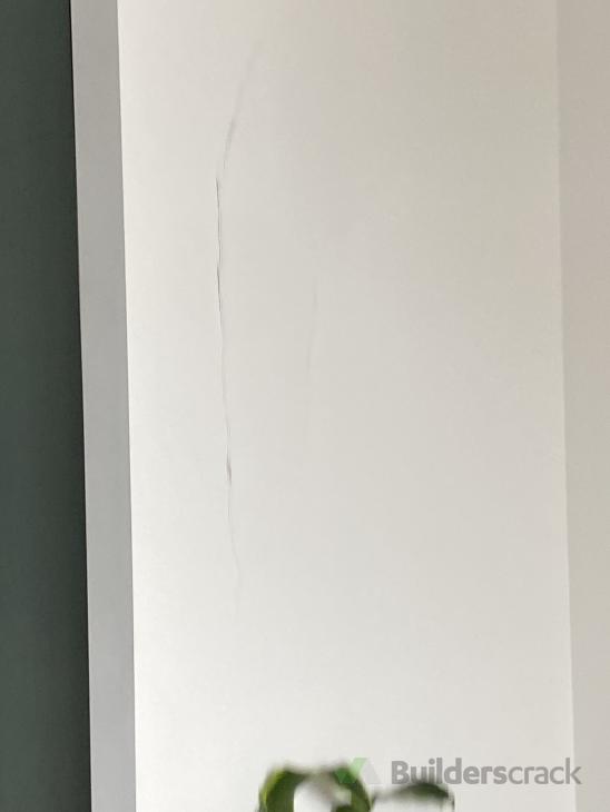 Wall repair ( 1032212) Builderscrack