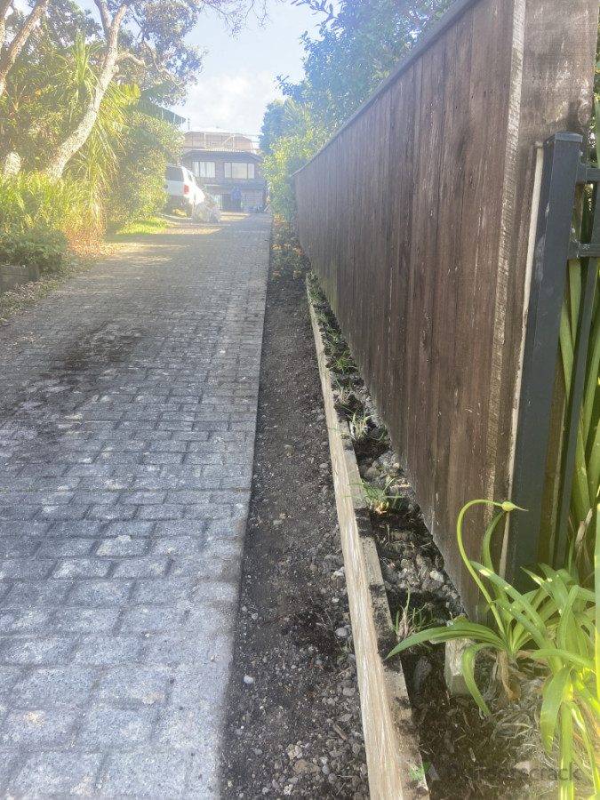 Planting on retaining and up the driveway