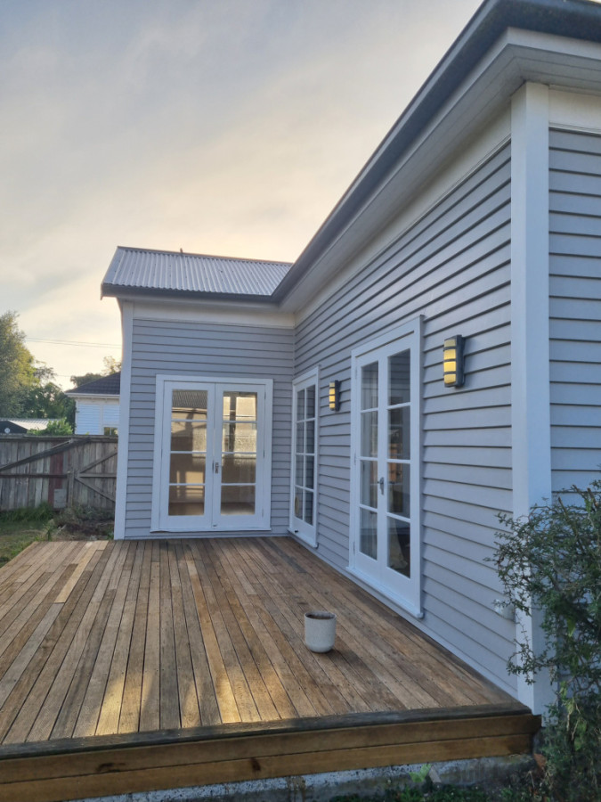 Exterior weatherboard strip stage 3