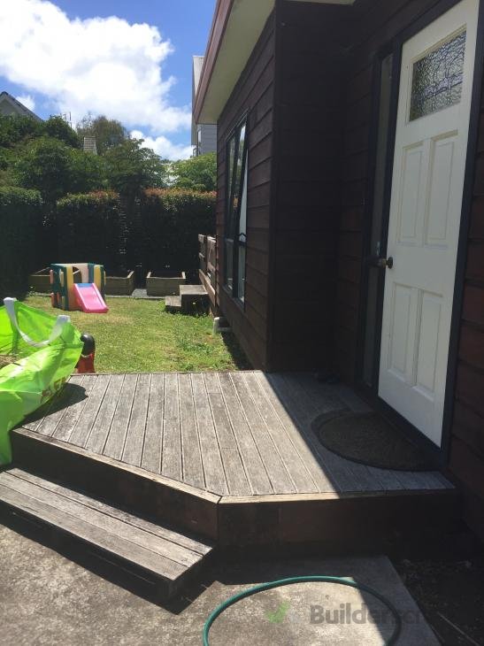 Replace and extend deck ( 179601) Builderscrack