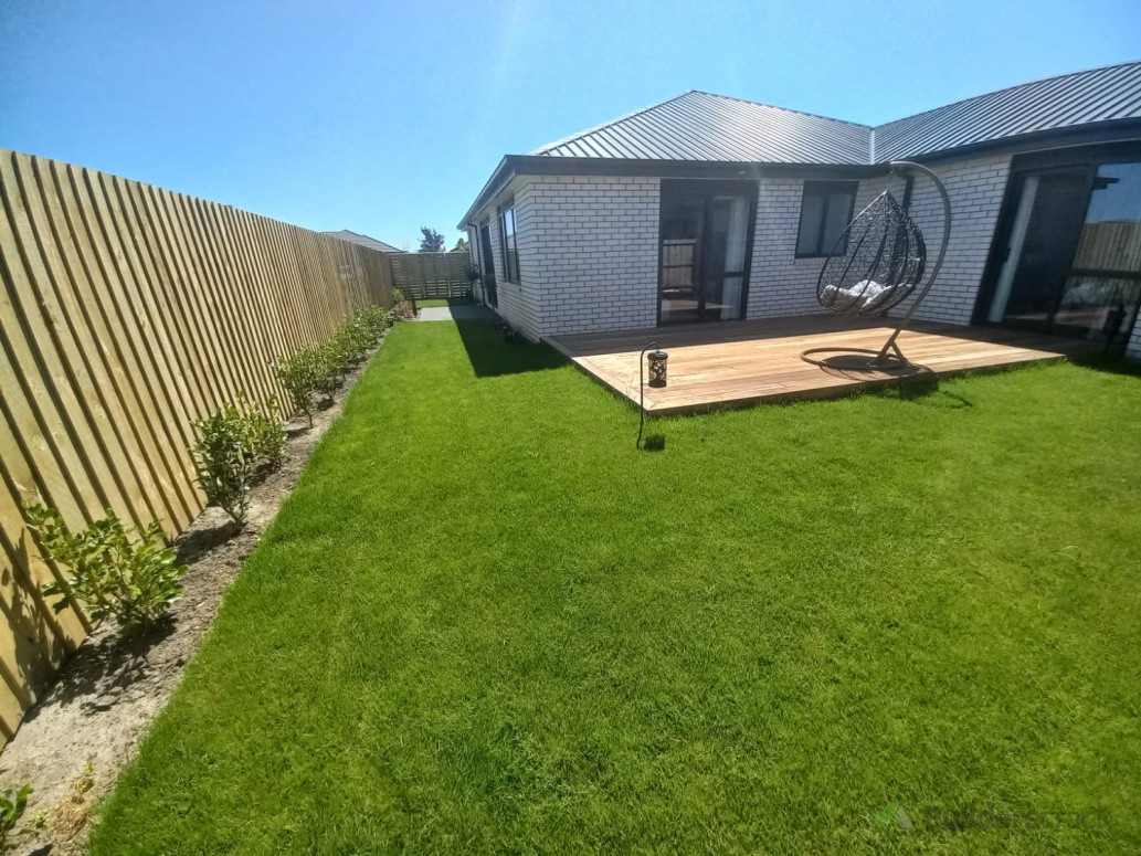 Whole landscaping done by our team.  Grass deck fencing edging