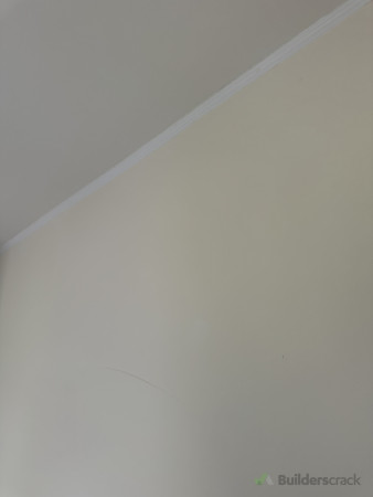 Skimming walls and ceiling