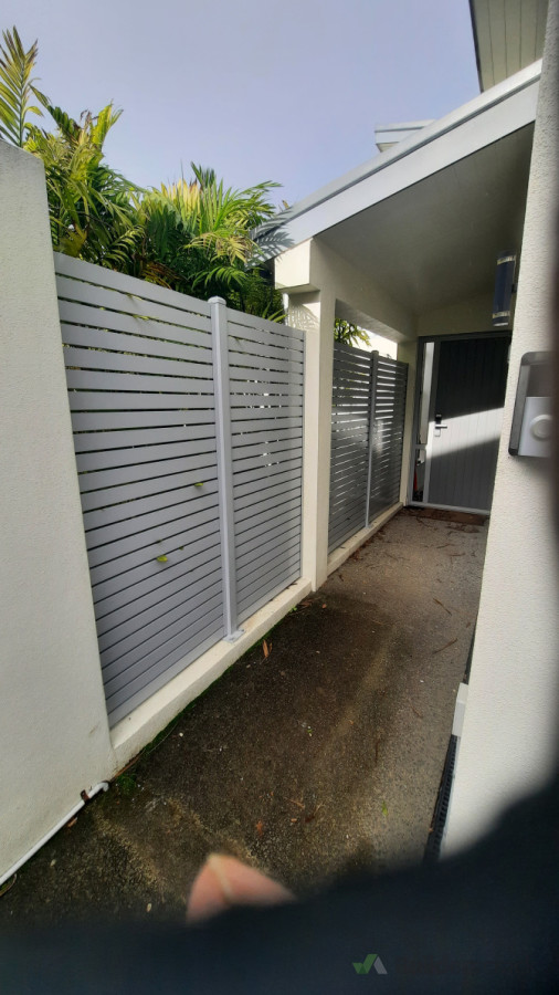 Aluminium Slatted fence