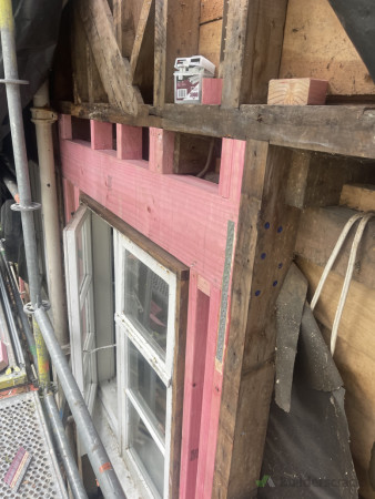 One of the 4 lintels installed with structural screw and lintel fixing detail