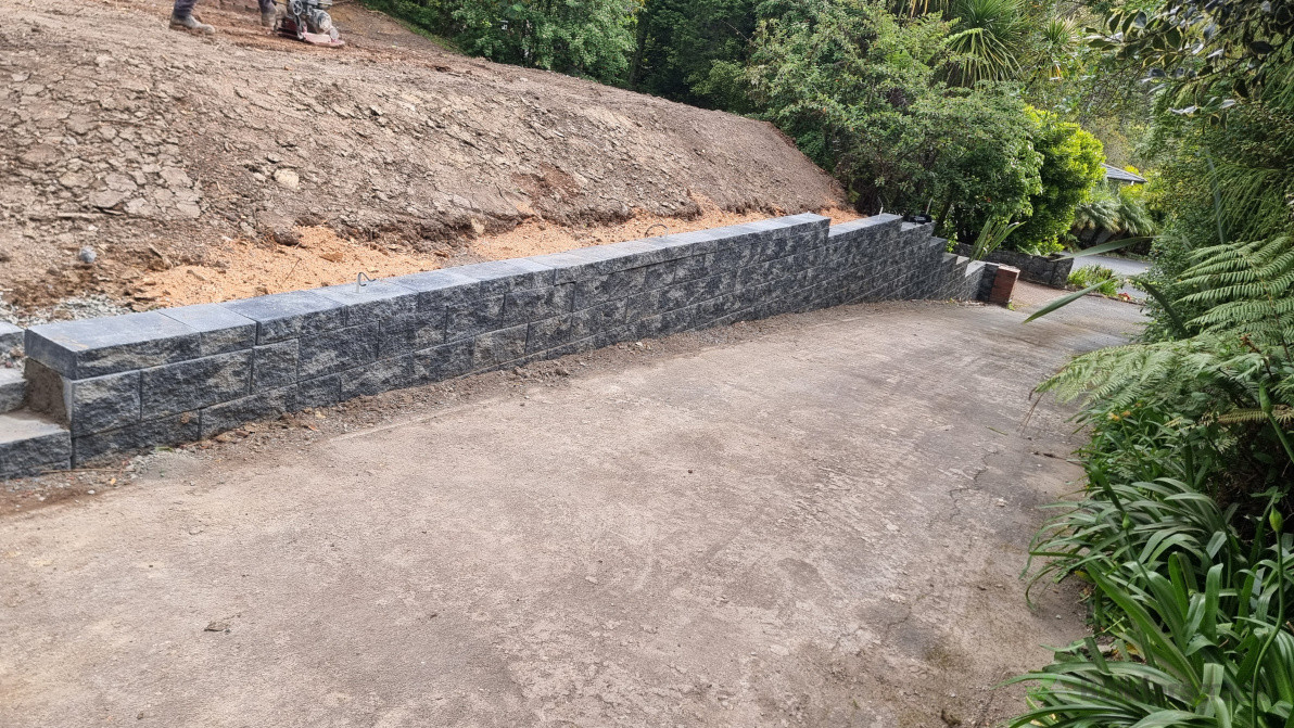 Keystone retaining wall