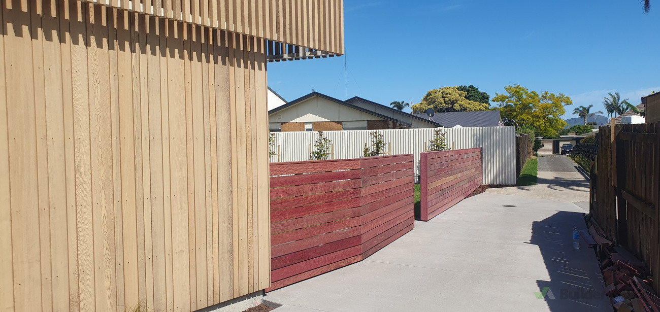 Purple heart feature fence