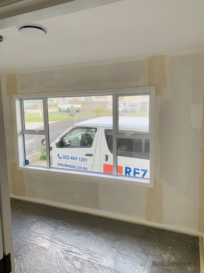 We protect the carpet professionally