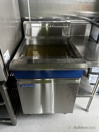 Gas deep fryer install